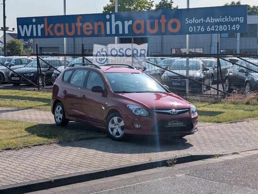 i30