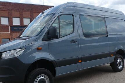 Mercedes-Benz Sprinter 248.497 km 40.950 &euro; Essen 45309