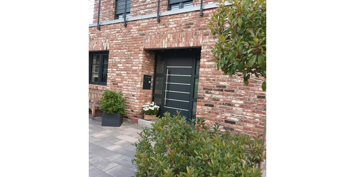 Bungalow Krefeld Benrad - 7 Zimmer, 260 m&sup2;, 1.395.000&euro; | Angebot:26589504