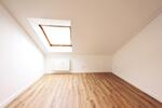 Dachgeschoßwohnung Moers Schwafheim - 2.5 Zimmer, 80 m&sup2;, 214.000&euro; | Angebot:26067794