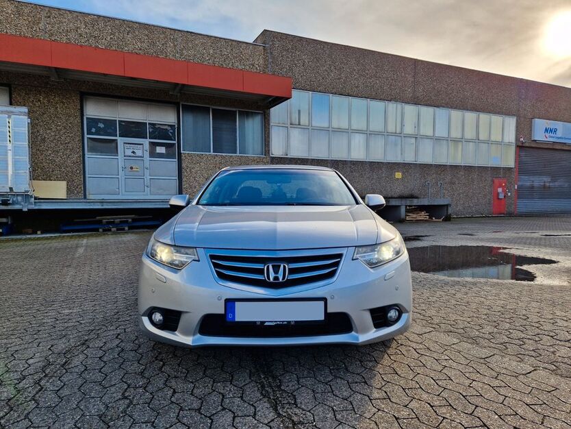 Honda Accord 199.550 km 9.349 € Ratingen 40880