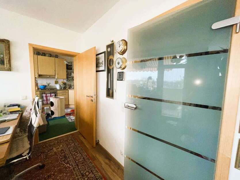Wohnung zum Kaufen in Mönchengladbach 80.000 € 102 m²