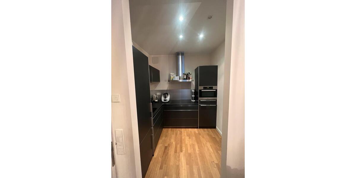 Etagenwohnung Düsseldorf Heerdt - 2 Zimmer, 65 m&sup2;, 650.000&euro; | Angebot:27096074