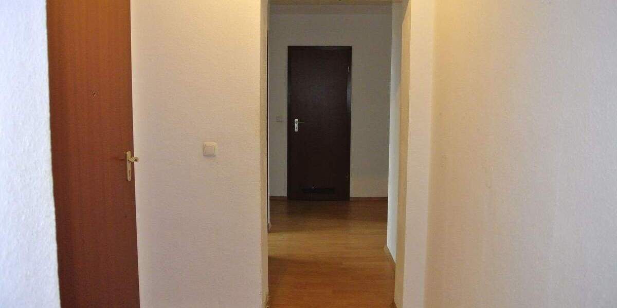 Etagenwohnung Mülheim an der Ruhr Mitte-Ost - 3 Zimmer, 98 m&sup2;, 650&euro; | Angebot:26276490