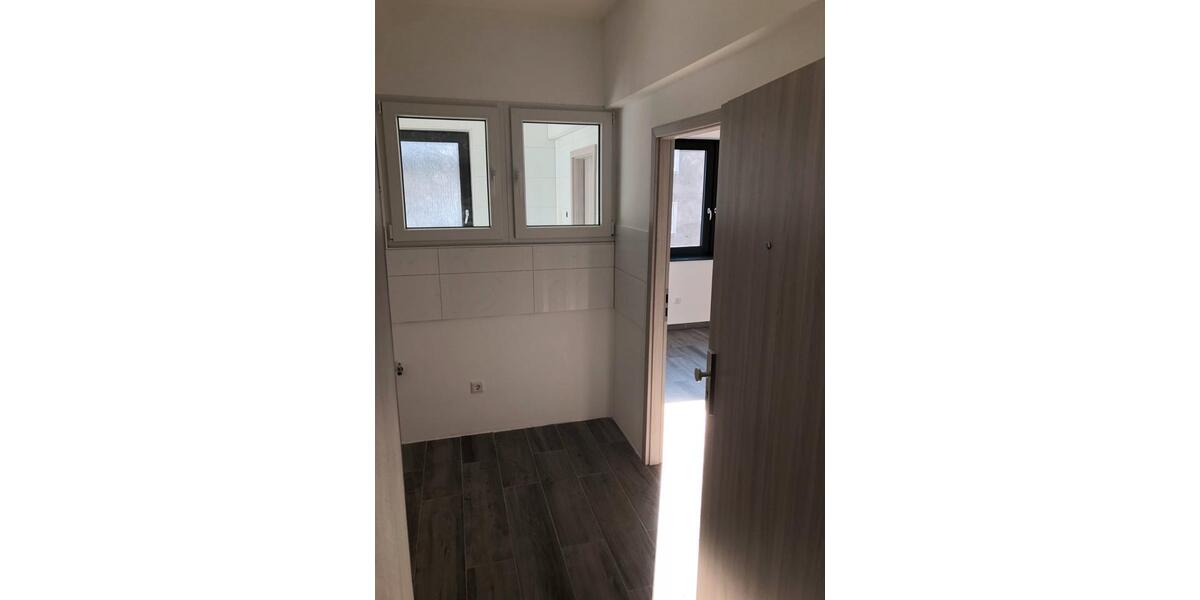 Etagenwohnung Düsseldorf Pempelfort - 1 Zimmer, 30 m&sup2;, 600&euro; | Angebot:26169956