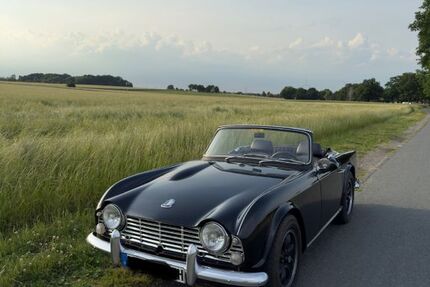 Triumph TR4 38.065 km 28.000 &euro; Dorsten 46282