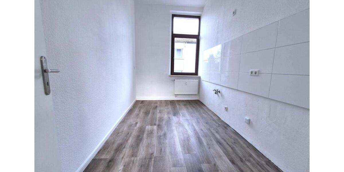 Etagenwohnung Duisburg Beeck - 2 Zimmer, 65 m&sup2;, 400&euro; | Angebot:25341211