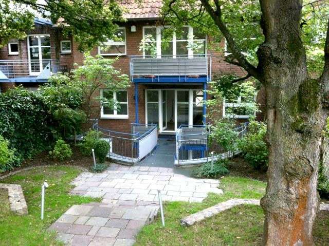 Haus zum Kaufen in Düsseldorf 1.930.000 € 318 m²