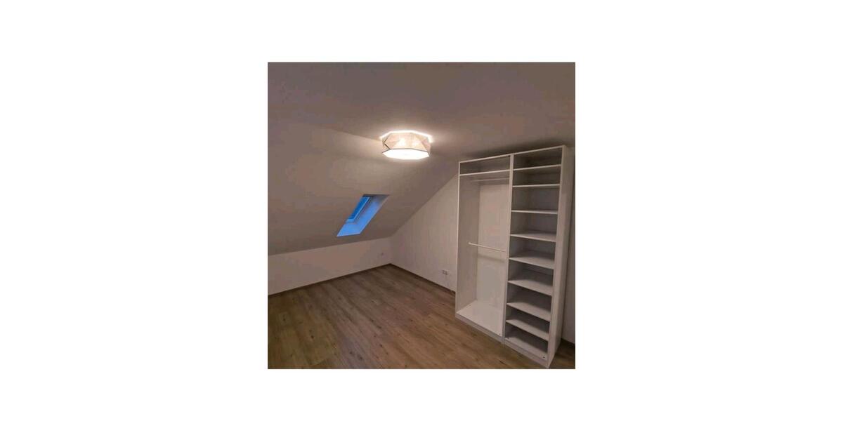 Doppelhaushälfte Meerbusch - 5.5 Zimmer, 157 m&sup2;, 3.200&euro; | Angebot:26329601