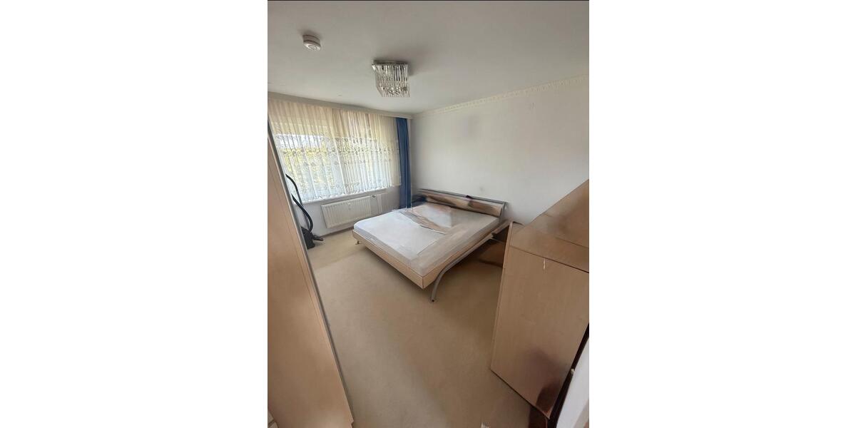 Etagenwohnung Mülheim an der Ruhr - 4 Zimmer, 67 m&sup2;, 120.000&euro; | Angebot:26977248