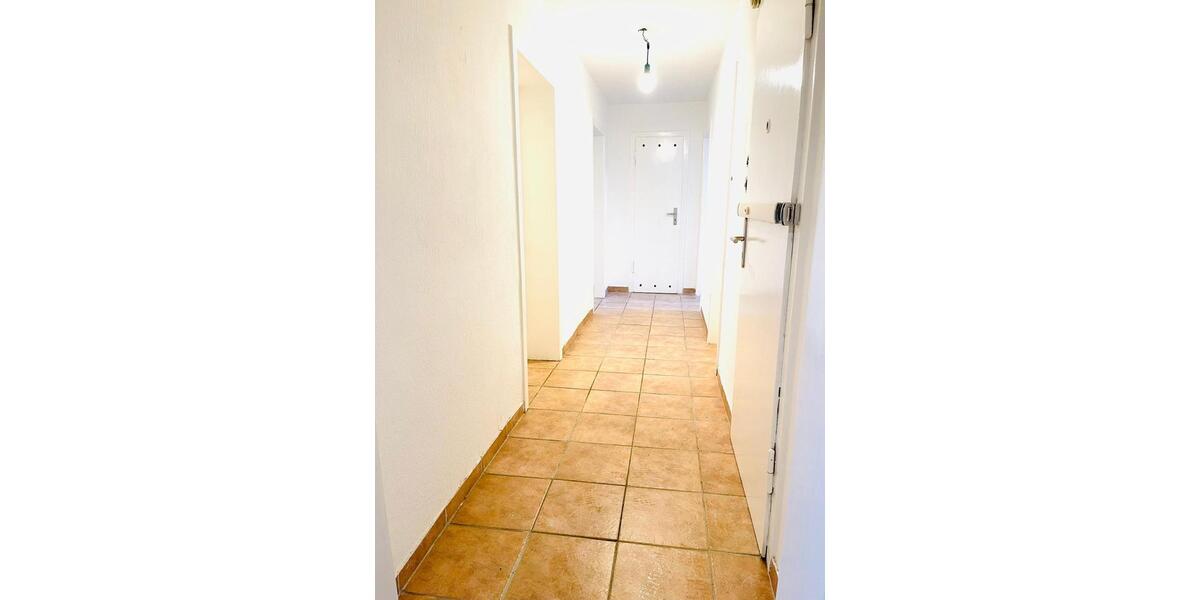 Dachgeschoßwohnung Essen Stadtbezirk III - 3 Zimmer, 72 m&sup2;, 799&euro; | Angebot:26374048