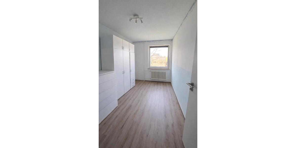 Etagenwohnung Duisburg Rheinhausen - 3 Zimmer, 74 m&sup2;, 179.000&euro; | Angebot:26946330