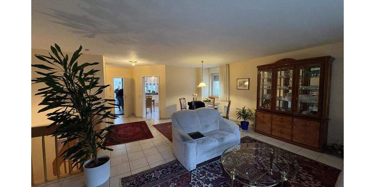 Etagenwohnung Moers Schwafheim - 3 Zimmer, 92 m&sup2;, 345.000&euro; | Angebot:25371773