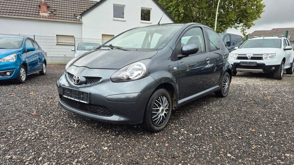 Aygo (X)