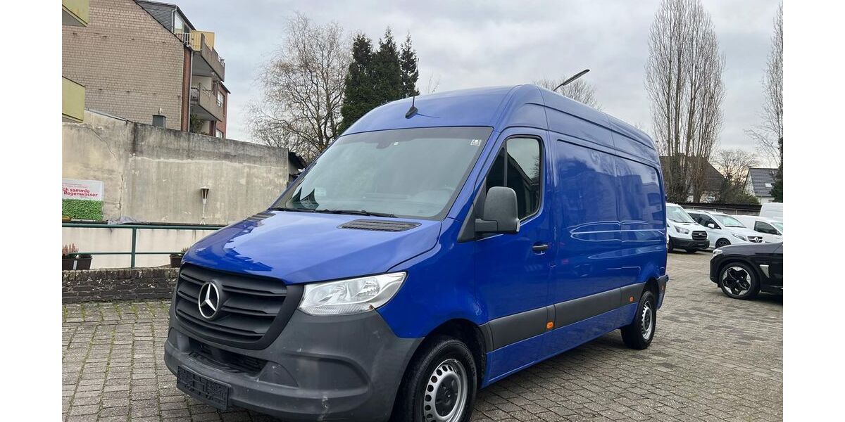 Mercedes-Benz Sprinter 181.480 km 14.789 &euro; Düsseldorf 40597