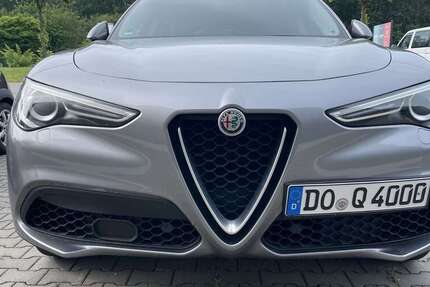 Alfa Romeo Stelvio 80.000 km 20.650 &euro; Kamp-Lintfort, Stadt 47475