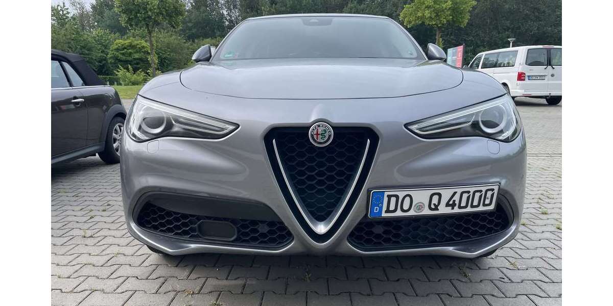 Alfa Romeo Stelvio 80.000 km 20.650 &euro; Kamp-Lintfort, Stadt 47475