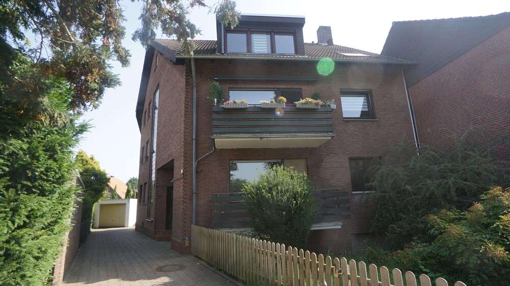 Etagenwohnung Neukirchen-Vluyn Vluyn - 5 Zimmer, 89 m&sup2;, 195.000&euro; | Angebot:25193356