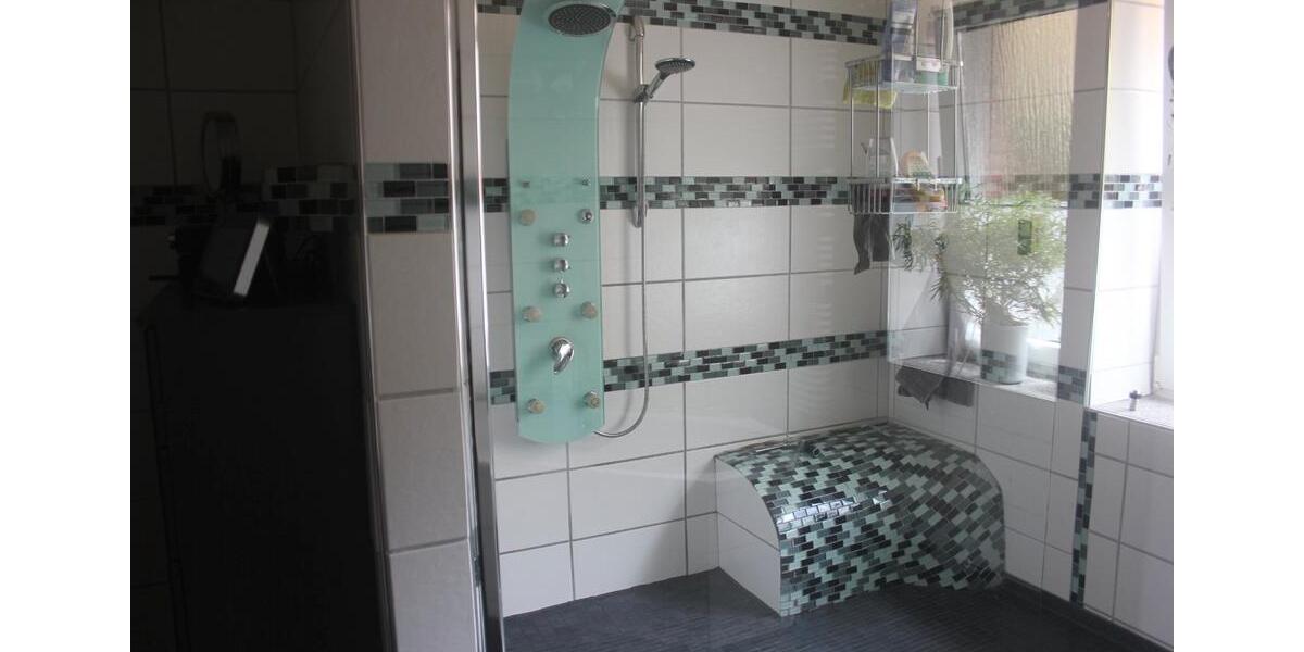 Erdgeschoßwohnung Gelsenkirchen Erle - 5 Zimmer, 180 m&sup2;, 209.000&euro; | Angebot:27002739