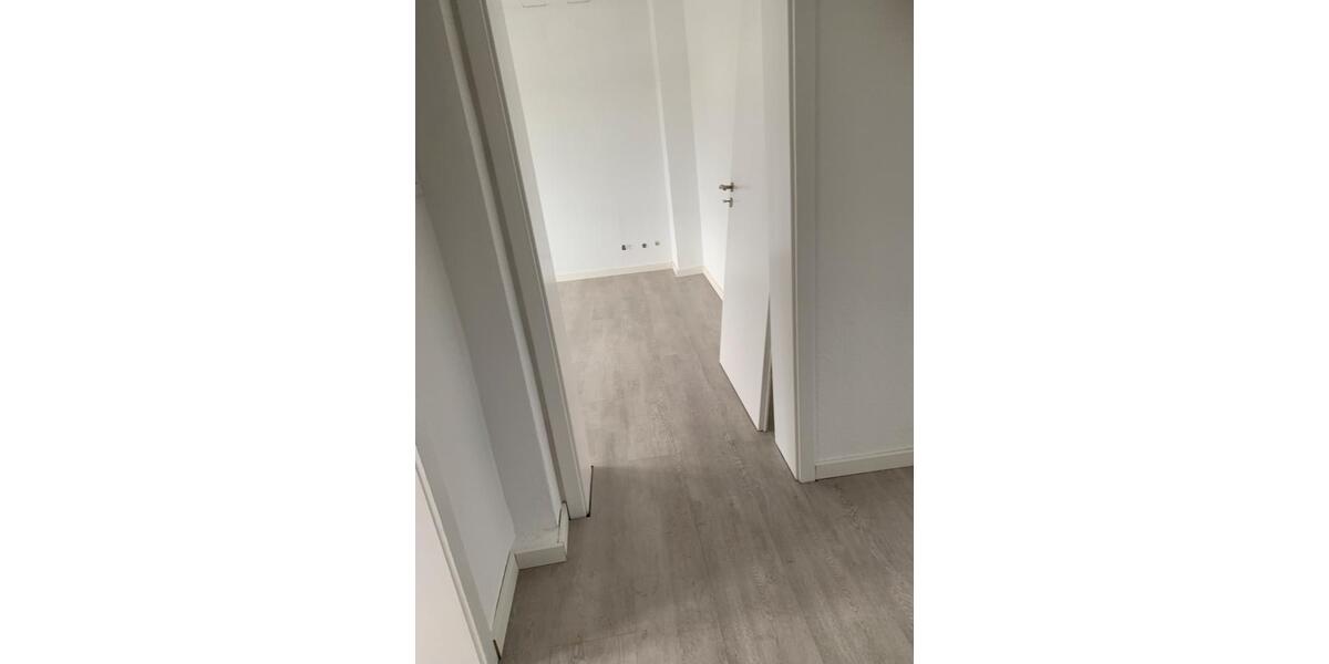 Mehrfamilienhaus, Wohnhaus Duisburg Duisburg-Mitte - 10 Zimmer, 155 m&sup2;, 400.000&euro; | Angebot:25934804