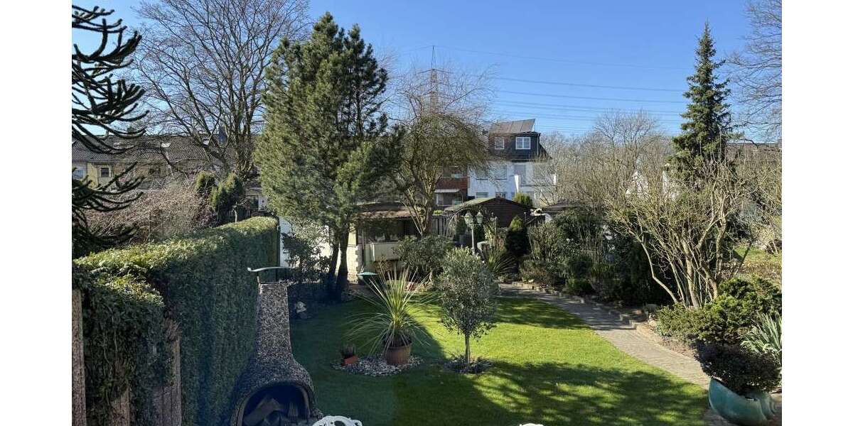 Haus zum Kaufen in Duisburg 399.000 € 121 m² 6 zimmer