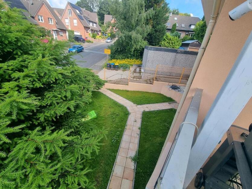 Haus mit Einliegerwohnung, Garage,Blick ins Grüne, Super Lage, zimmer
