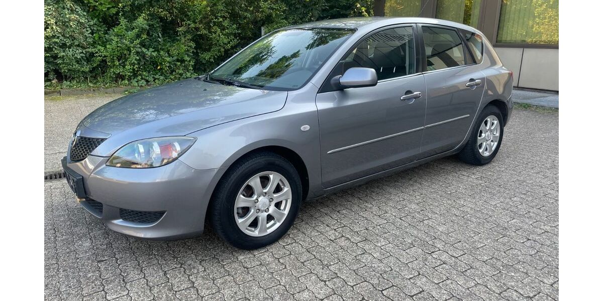 Mazda 3 87.831 km 4.499 &euro; Duisburg 47058