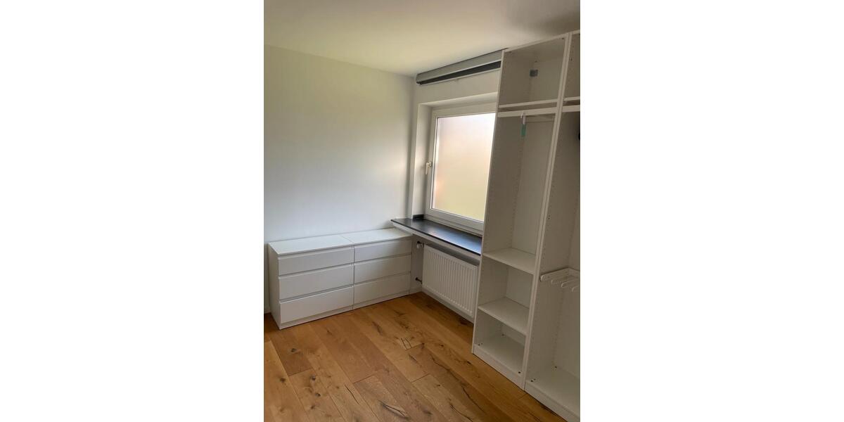 Etagenwohnung Essen Stadtkern - 2 Zimmer, 38 m&sup2;, 700&euro; | Angebot:24859447