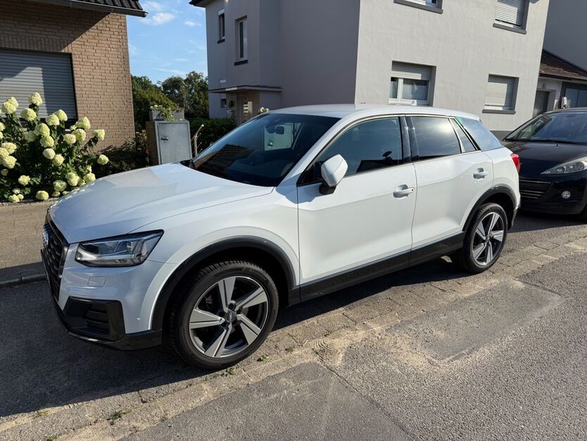 Audi Q2 84.000 km 16.999 € Essen 45239
