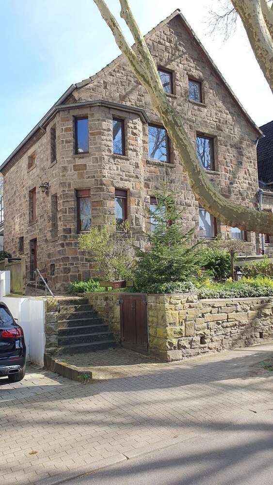 Haus zum Kaufen in Essen 539.000 € 223 m²