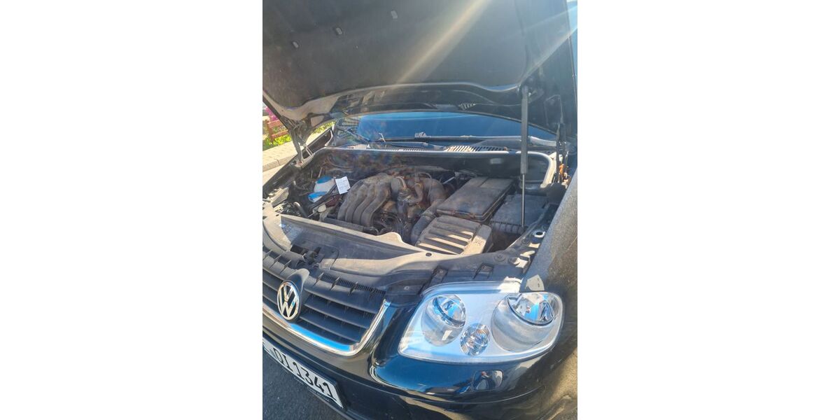 VW Touran 110.200 km 4.300 &euro; Essen 45239