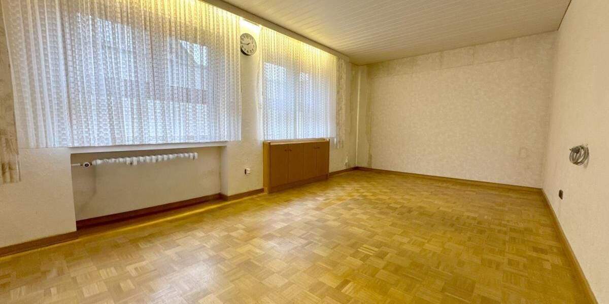 Mehrfamilienhaus, Wohnhaus Oberhausen Sterkrade-Nord - 9 Zimmer, 254 m&sup2;, 759.000&euro; | Angebot:25709919