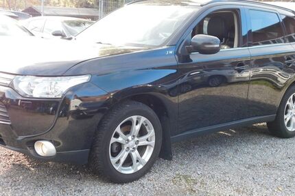Mitsubishi Outlander 196.582 km 5.999 &euro; Mülheim 45473