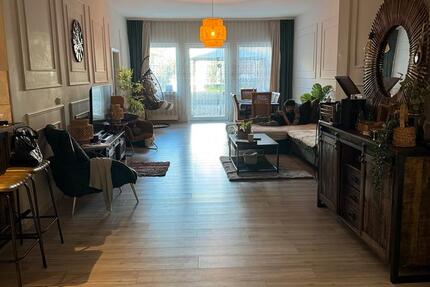 Wohnung Krefeld - 4 Zimmer, 150 m&sup2;, 1.610&euro; | Angebot:26286786