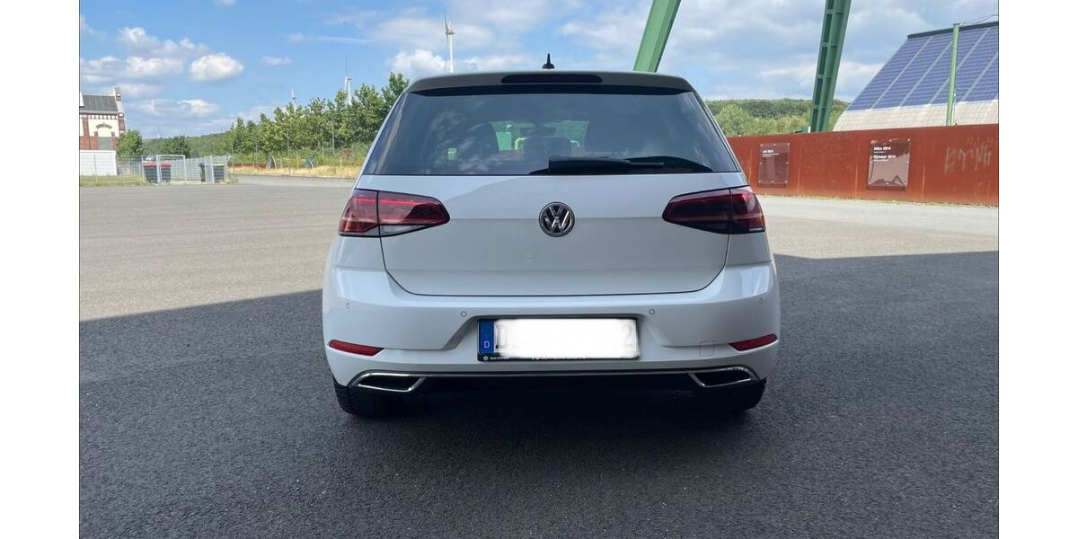 VW Golf 178.000 km 11.200 &euro; Dinslaken 46535