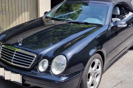 Mercedes-Benz CLK 320 165.500 km 11.990 € Moers 47441