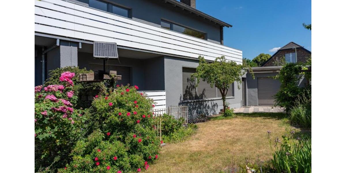 Erdgeschoßwohnung Duisburg Essenberg - 6 Zimmer, 164 m&sup2;, 1.150&euro; | Angebot:25404154