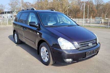 Kia Carnival 173.000 km 3.999 &euro; Essen 45356