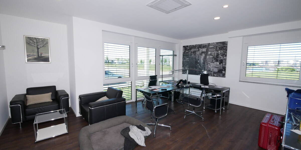 Gewerbeobjekt Gelsenkirchen / Bismarck Bismarck - 5 Zimmer, 198 m&sup2;, 2.900&euro; | Angebot:25707097