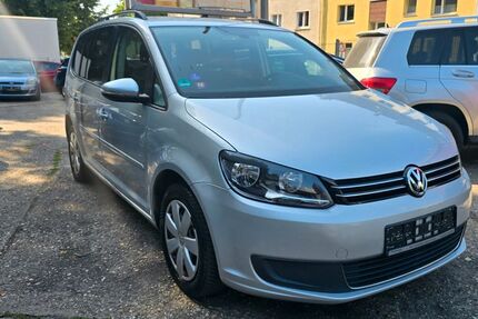 VW Touran 176.000 km 6.300 &euro; Essen 45144