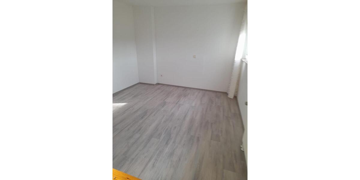 Reihenhaus Duisburg Beeck - 5 Zimmer, 135 m&sup2;, 360.000&euro; | Angebot:26367554