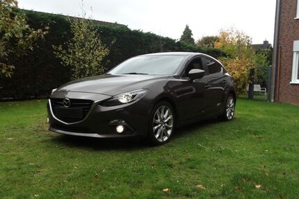 Mazda 3 185.000 km 9.450 € NEUSS 41462