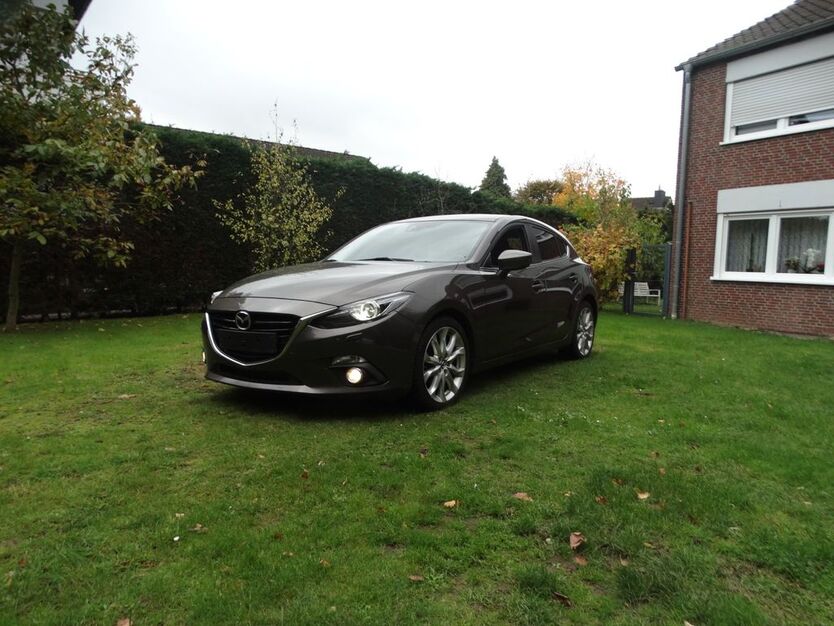 Mazda 3 185.000 km 9.450 € NEUSS 41462