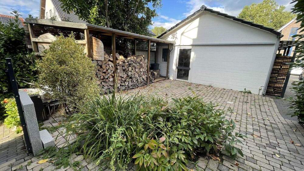 Reihenendhaus Rheinberg - 8 Zimmer, 255 m&sup2;, 749.000&euro; | Angebot:24856052