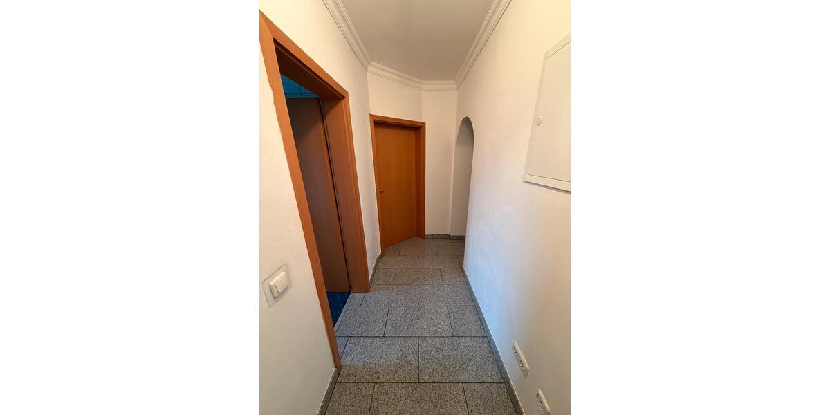 Etagenwohnung Essen Stadtbezirk VI - 4 Zimmer, 100 m&sup2;, 1.000&euro; | Angebot:25596582