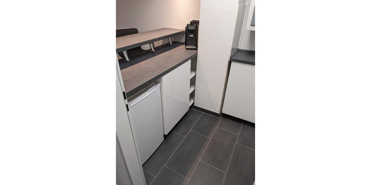 Etagenwohnung Essen Stadtbezirk VI - 1.5 Zimmer, 40 m&sup2;, 680&euro; | Angebot:25499322