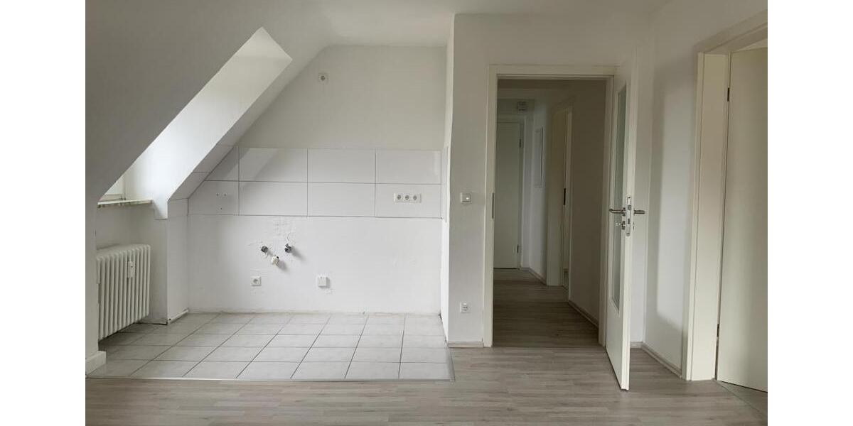 Dachgeschoßwohnung Gelsenkirchen Gelsenkirchen-Mitte - 2 Zimmer, 54 m&sup2;, 409&euro; | Angebot:26381517