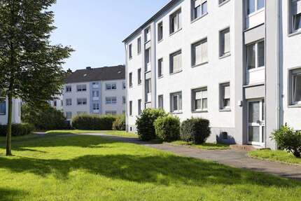 Wohnung zum Mieten in Duisburg 369 € 46.72 m² 2 zimmer