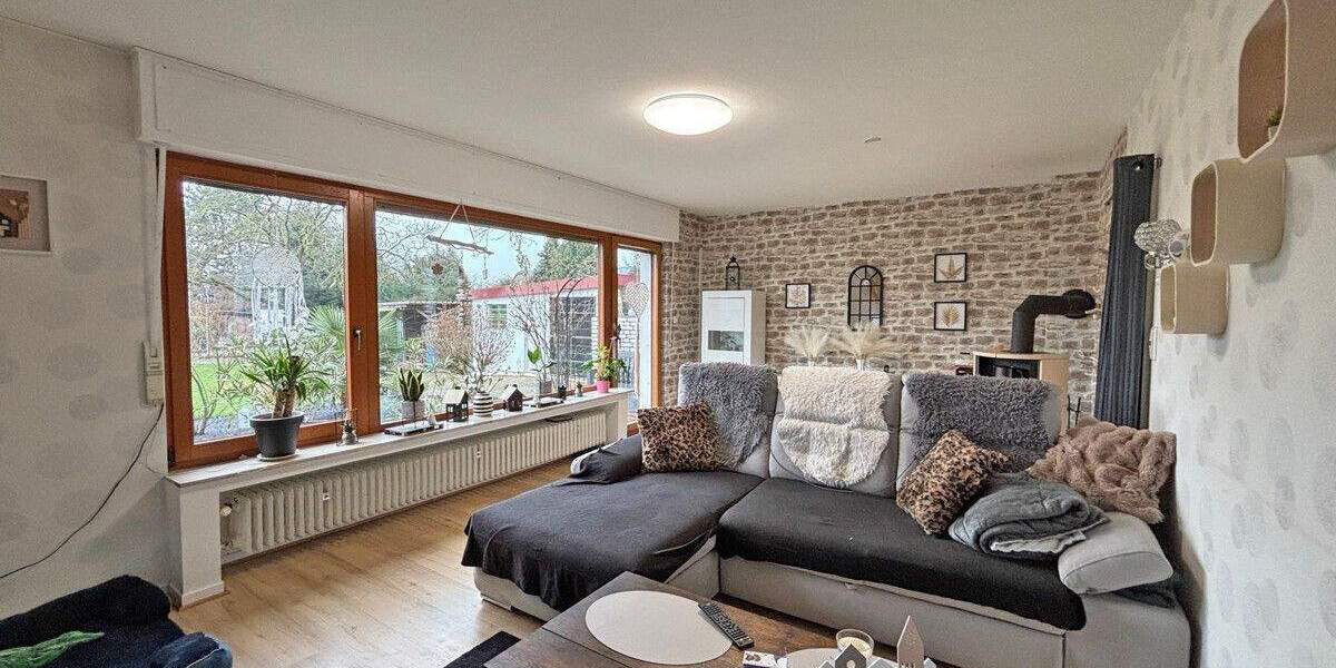 Mehrfamilienhaus, Wohnhaus Voerde Spellen - 6 Zimmer, 165 m&sup2;, 395.000&euro; | Angebot:25741546