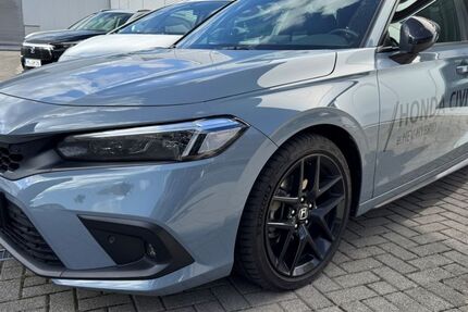 Honda Civic 2.594 km 32.900 € Mönchengladbach 41061